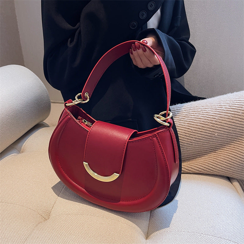 Ladies crossbody bag with elegant chain closure-https://detail.1688.com/offer/695305931310.html-Calm Wears-Rot-nothing-Calm Wears