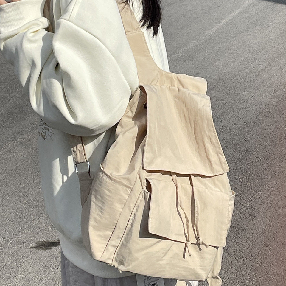 Versatile backpack with practical snap closure