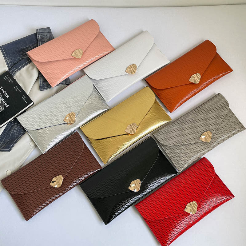 WoElegant Glossy Evening Clutch