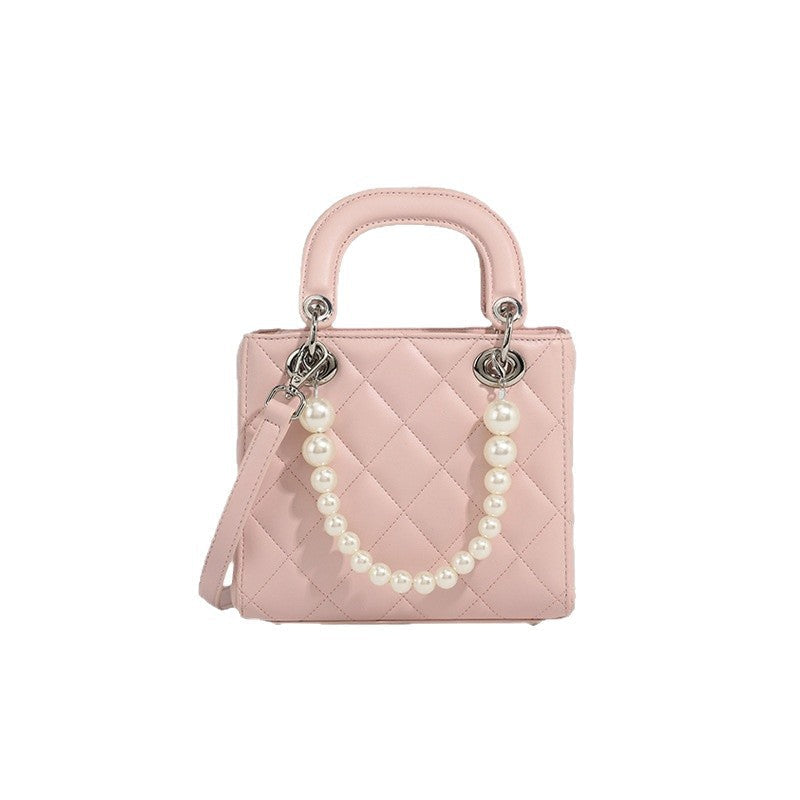 Ladies mini handbag with pearl-embellished chain and quilted design