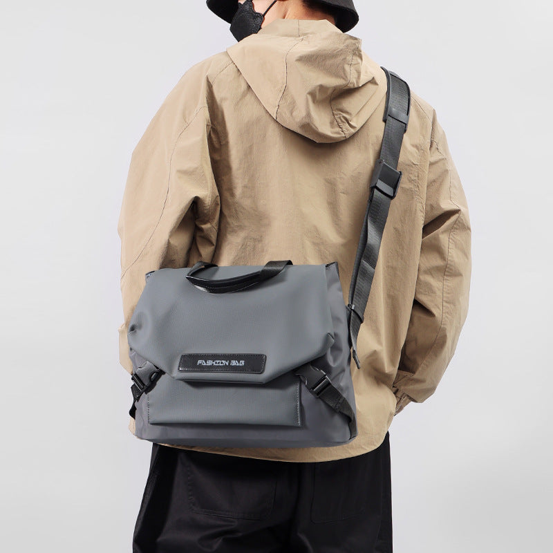 Stylish Waterproof Messenger Bag Calm Wears