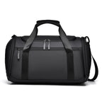 Everyday travel bag with spacious main compartment and innovative organization
