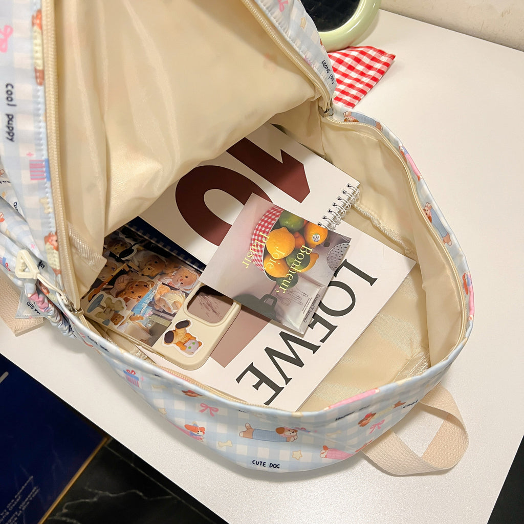 Cute backpack with embroidered cat motif