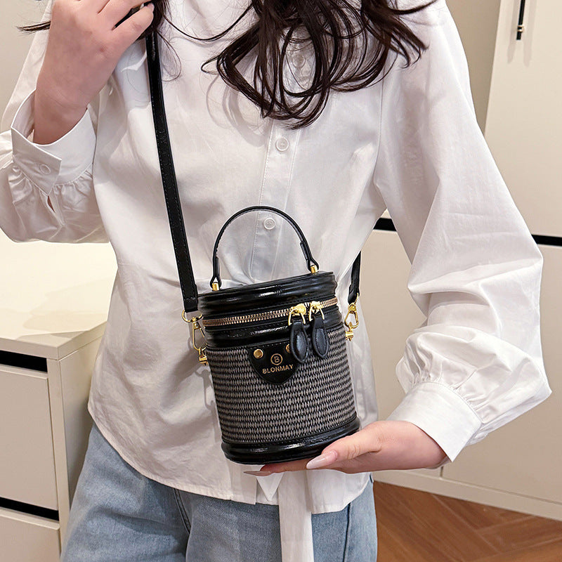 Women stylish shoulder bag in elegant basket design-https://detail.1688.com/offer/1023727754091.html-Calm Wears-Black-nothing-Calm Wears