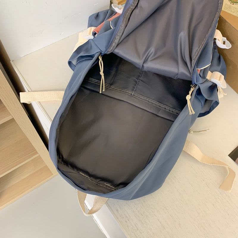 Leisure backpack with practical storage pockets