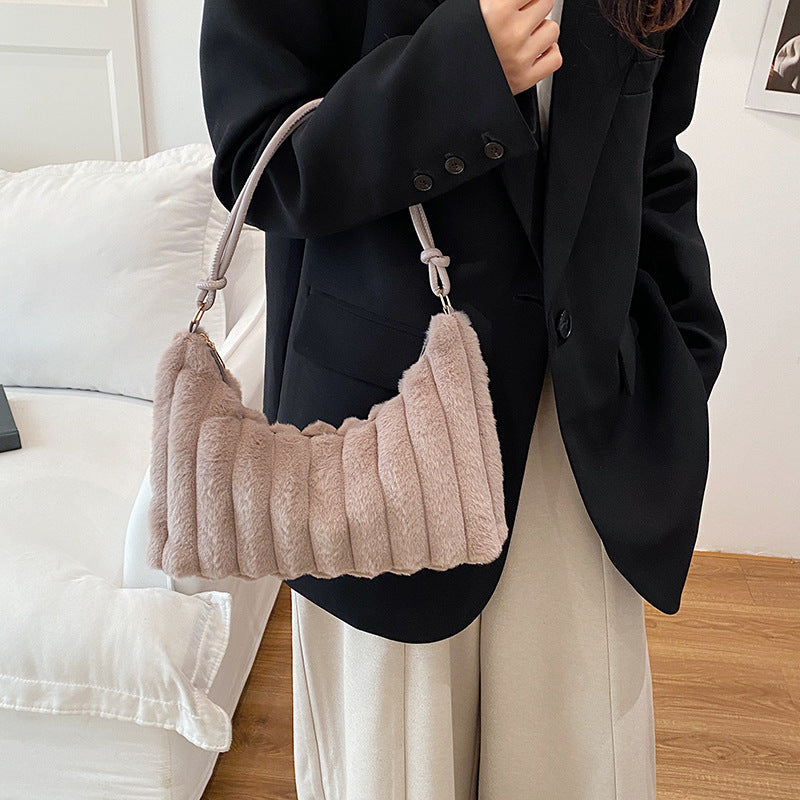 Luxurious Faux Fur Hobo Bag