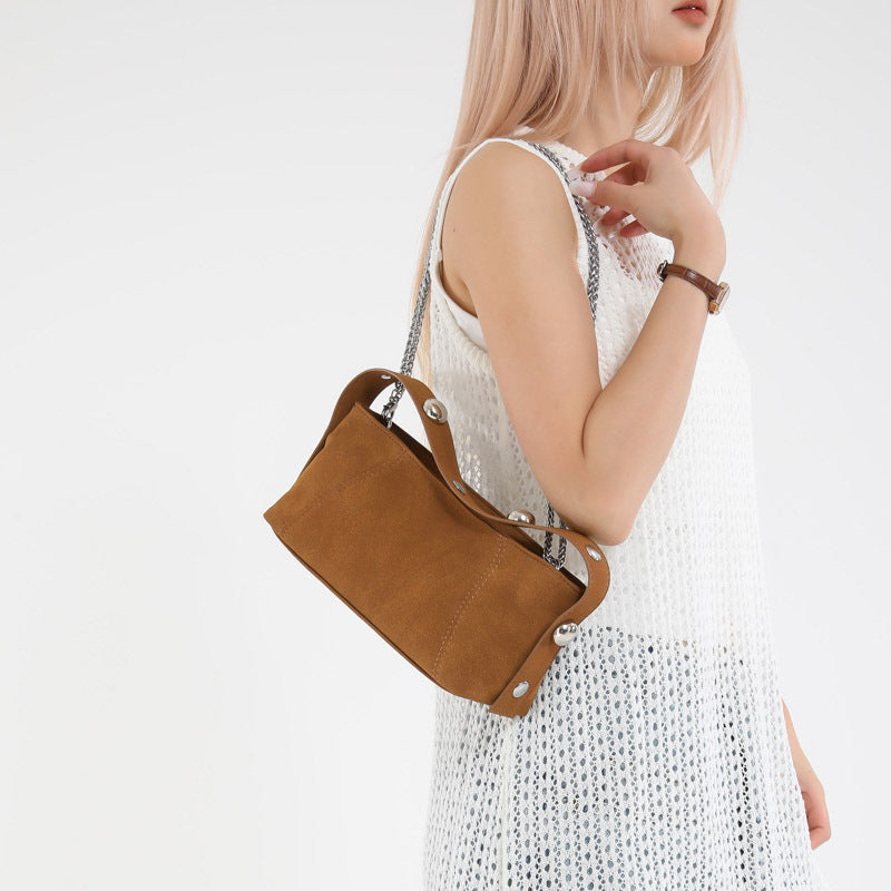 Women’s stylish mini bag with chain strap