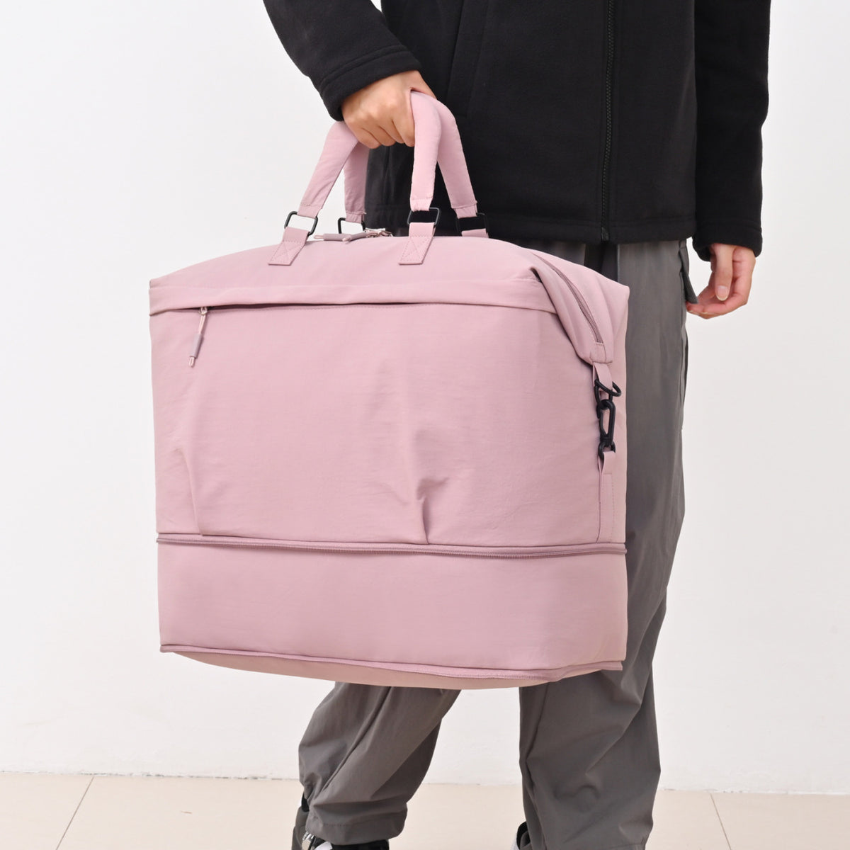 Versatile Multi-Functional Duffle Bag Calm Wears