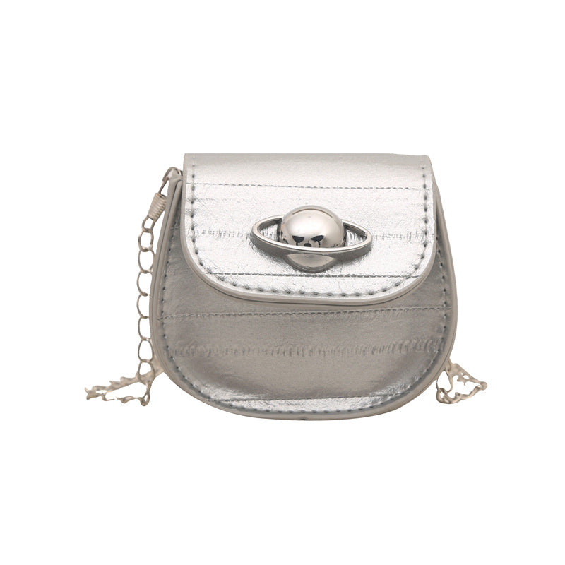 Women’s creative shoulder bag with unique magnetic closure