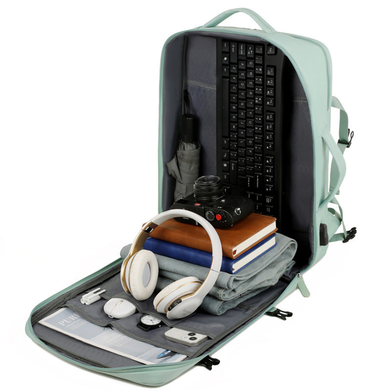 More elegant and functional laptop backpack
