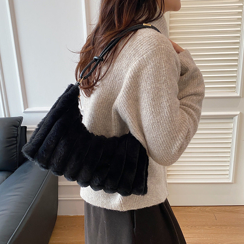 Luxurious Faux Fur Hobo Bag