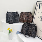 WoPremium Animal Print Shoulder Bag