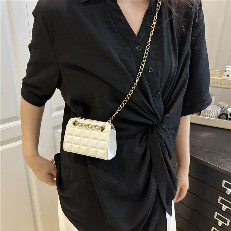 Women's fashionable mini handbag with exquisite chain accents