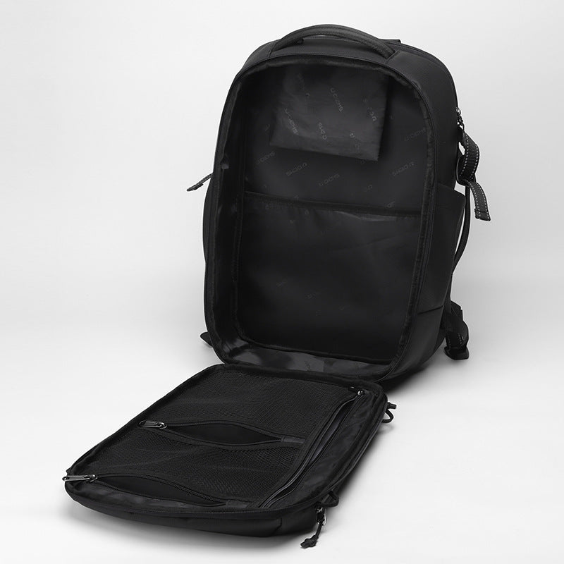 Rucksack with Multifunctional Design by