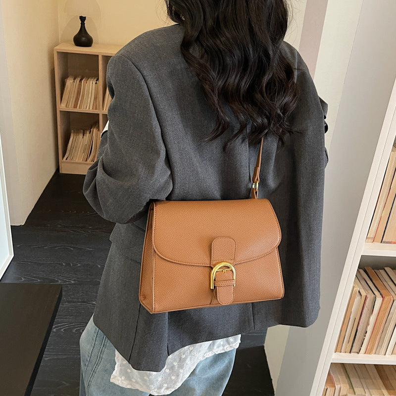 Ladies shoulder bag with elegant flap closure and decorative metal accent-https://detail.1688.com/offer/1018854100508.html-Calm Wears-Braun-nothing-Calm Wears