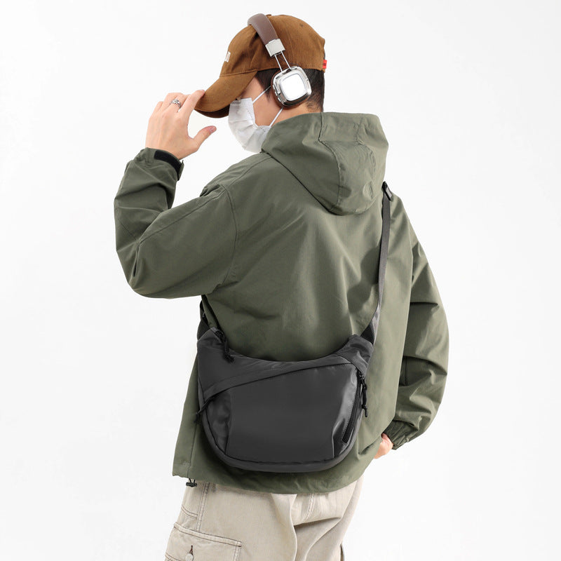 Water-Resistant Crossbody Bag Calm Wears