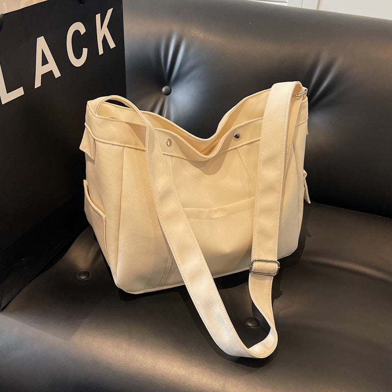 Stylish Leather Hobo Calm Wears