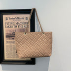 WoQuilted Tote Bag with Chain Handles