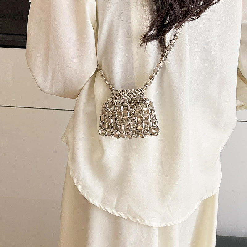 Fashionable shoulder bag
