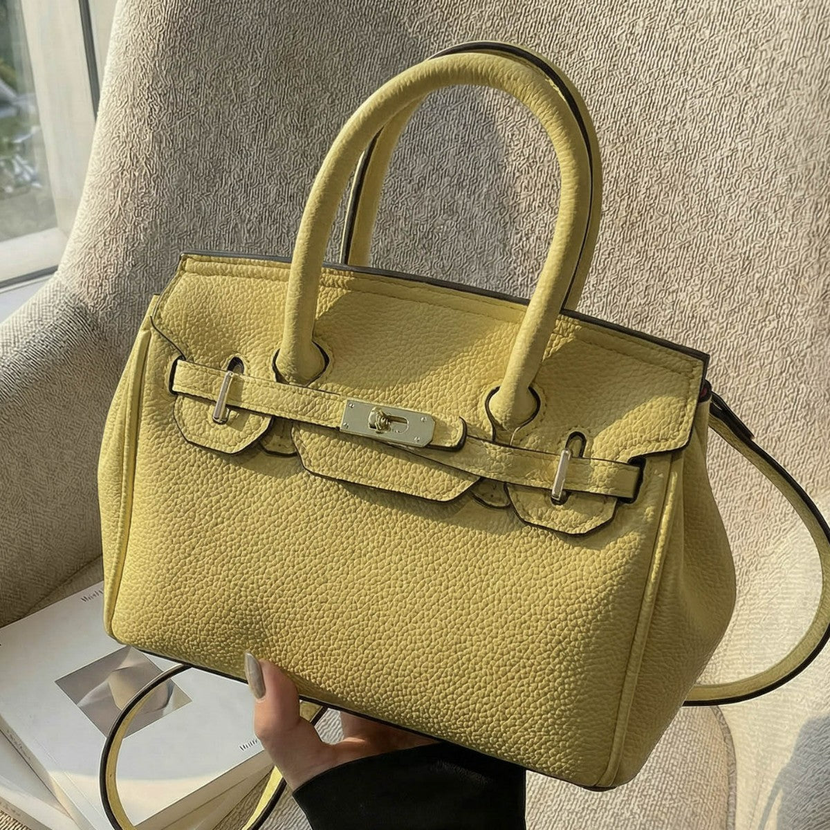 Women's mini handbag with stylish detail-https://detail.1688.com/offer/1017744500307.html-Calm Wears-Rosa-S-Calm Wears