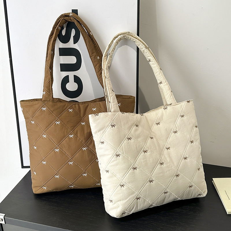 WoQuilted Utility Tote Bag