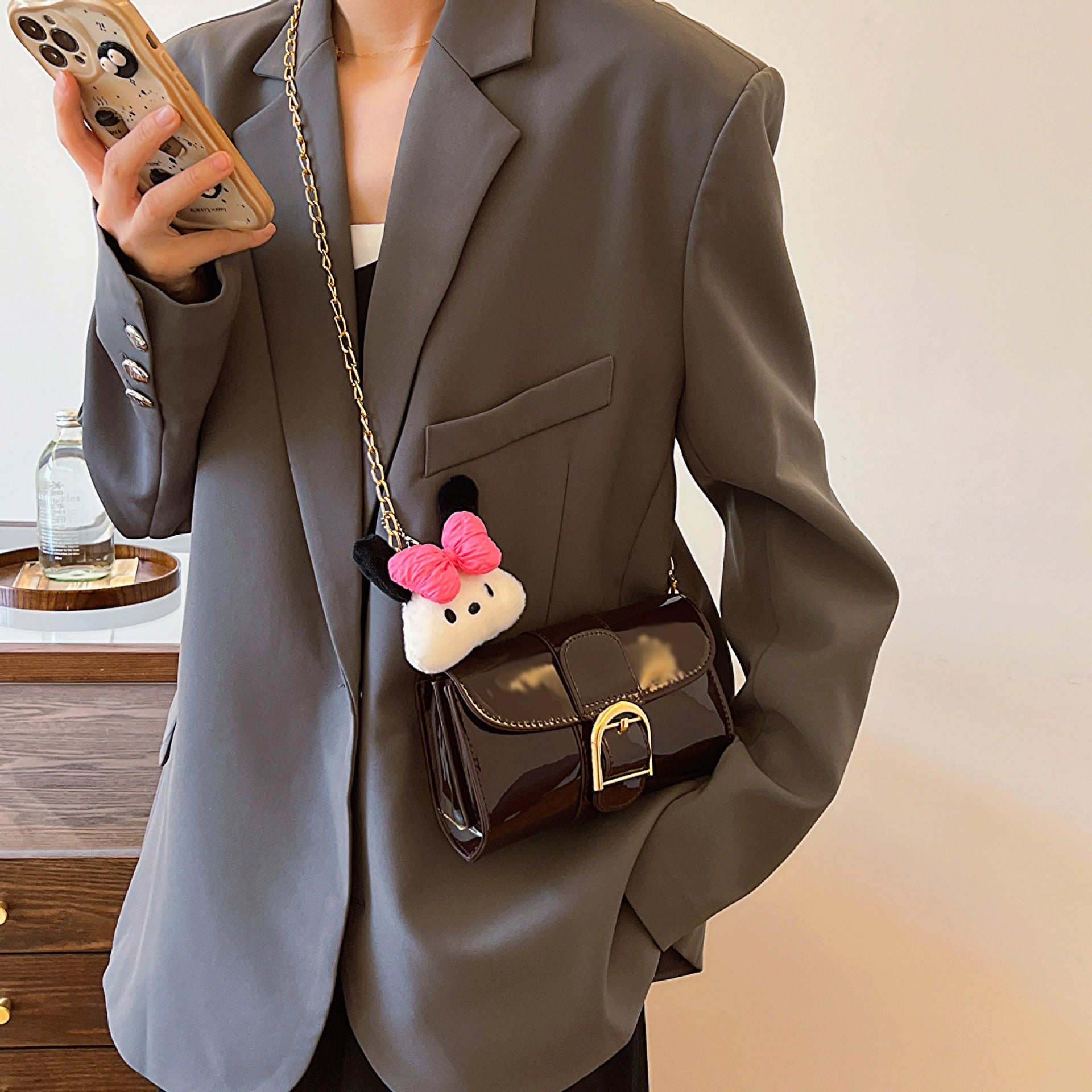 Women’s mini handbag in modern design
