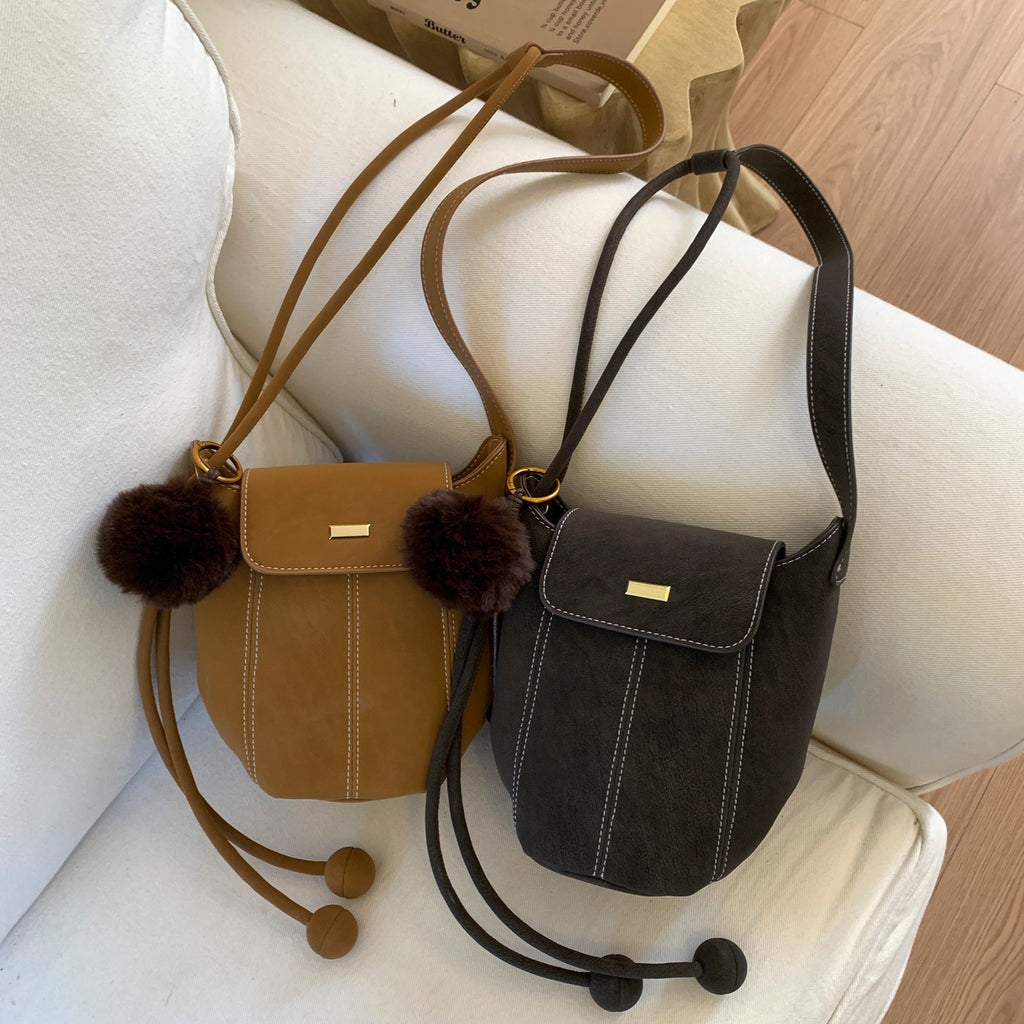 Ladies fashionable crossbody bag with fluffy pendant-https://detail.1688.com/offer/992380376855.html-Calm Wears-Braun-nothing-Calm Wears