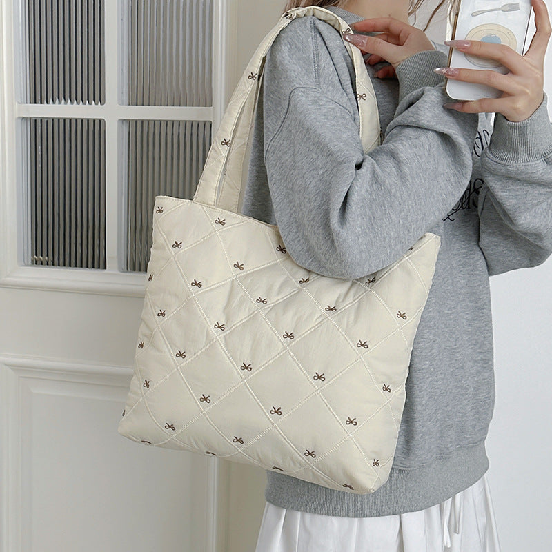 WoQuilted Utility Tote Bag