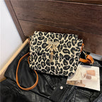 Chic Leopard Print Crossbody Bag