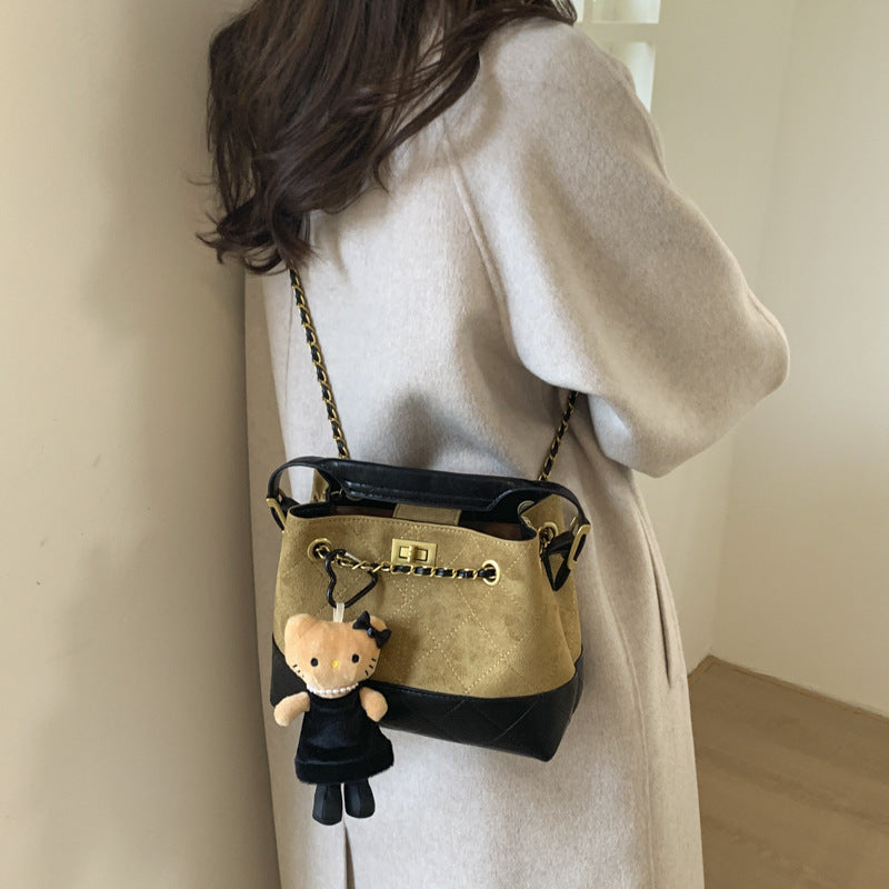 Women's shoulder bag with elegant chain accent and cute pendant-https://detail.1688.com/offer/983558158084.html-Calm Wears-Black-Size: With pendant-Calm Wears