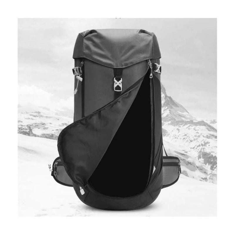 Outdoor backpack with waterproof fabric and many practical compartments