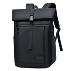 More elegant and functional backpack with reinforced carrying straps