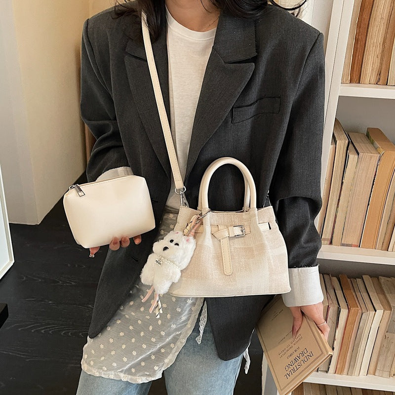 Women’s mini handbag with modern accents and practical interior organizer-https://detail.1688.com/offer/1018455148492.html-Calm Wears-White-Size: With pendant-Calm Wears