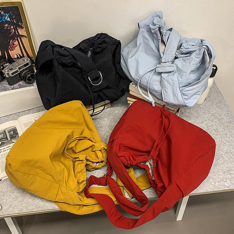 Lightweight Drawstring Shoulder Bag Calm Wears