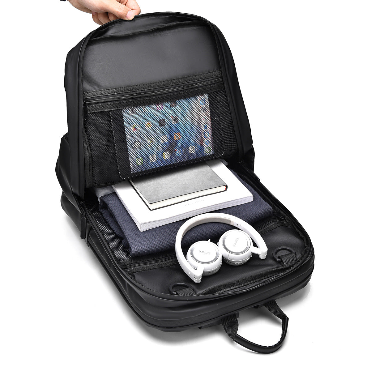 Sleek Urban Functional Backpack Calm Wears