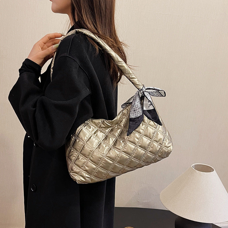 Quilted Shoulder Handbag Calm Wears