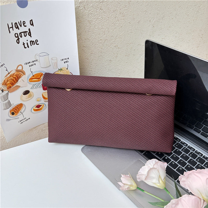 WoElegant Textured Clutch