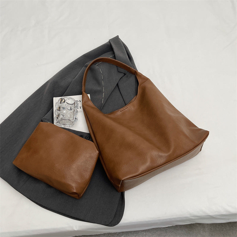 Minimalist Leather Tote Calm Wears