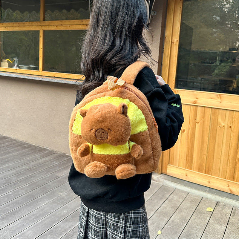 Plush backpack with animal cuddly motif