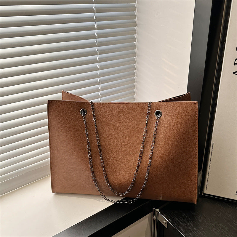 Women elegant tote bag with practical inner compartment and stylish chain strap-https://detail.1688.com/offer/1038616988417.html-Calm Wears-Braun-nothing-Calm Wears