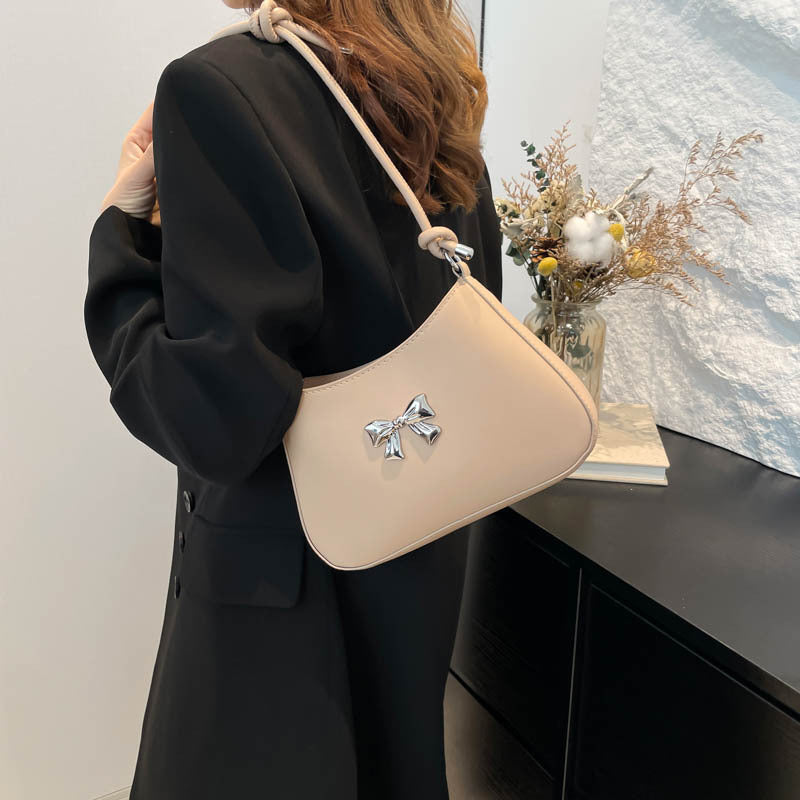 Elegant Bow Detail Crossbody Bag