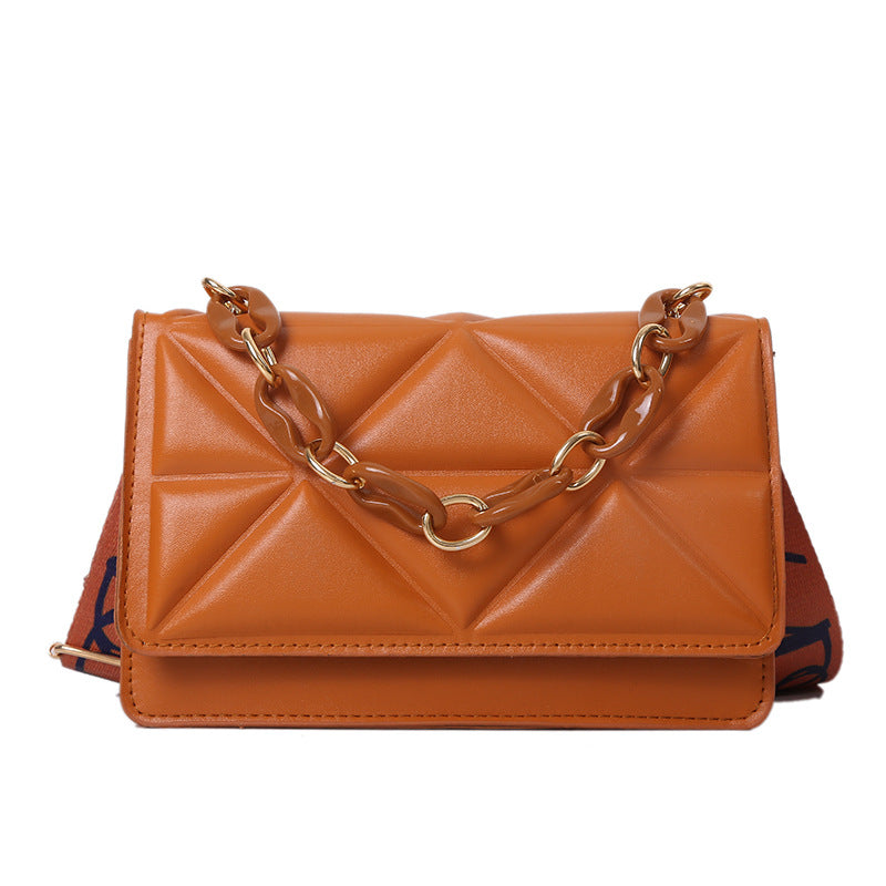 WoElegant Quilted Handheld Clutch