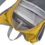 Sporty backpack with integrated hydration bladder