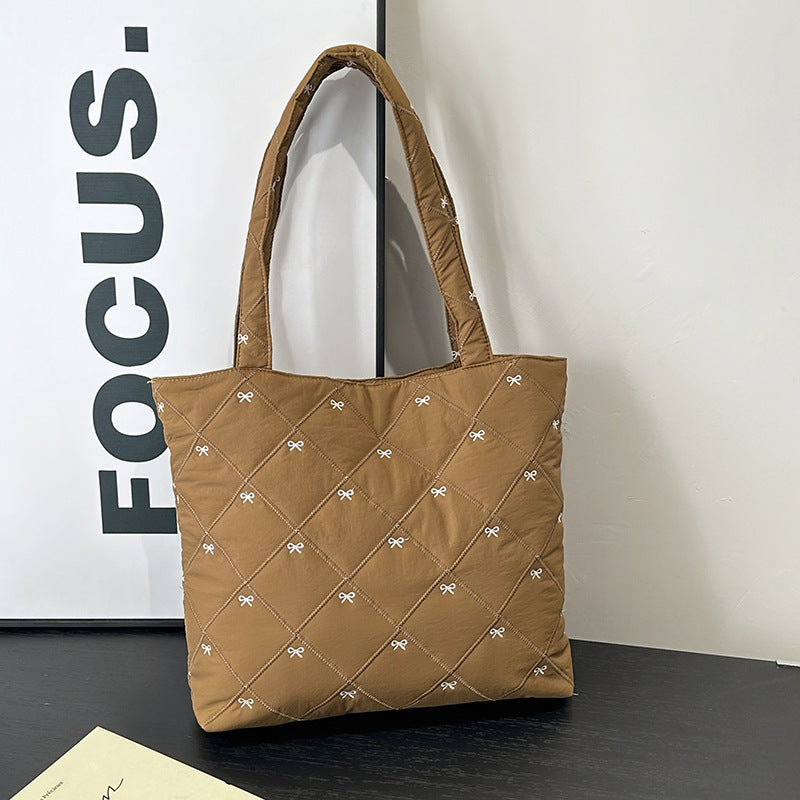 WoQuilted Utility Tote Bag
