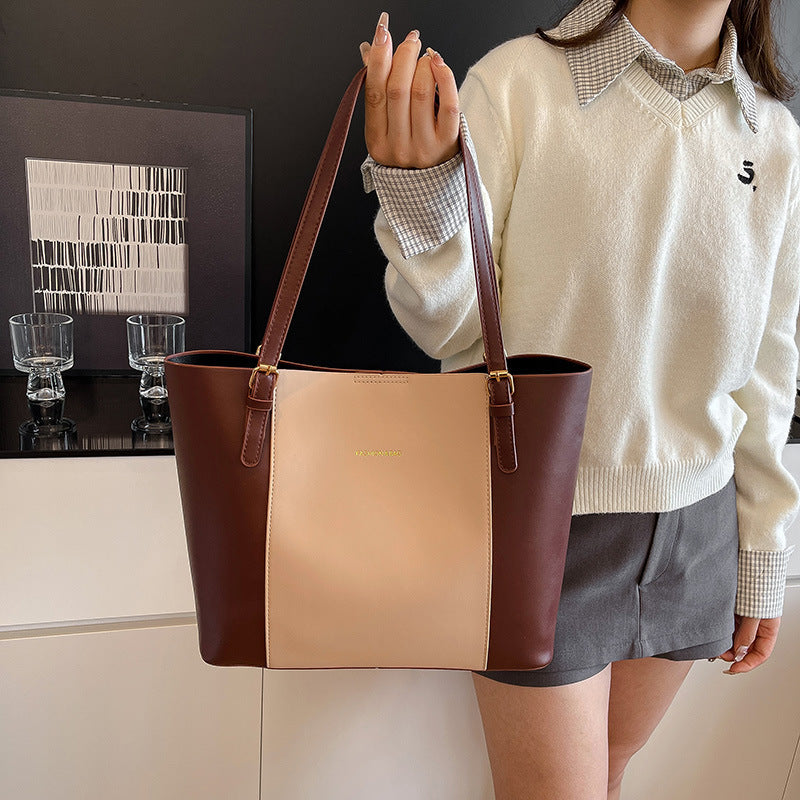 Sleek Minimalist Leather Tote Bag
