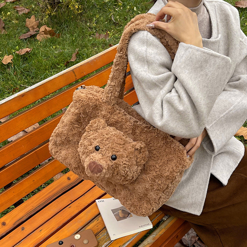 Plush handbag with bear motif