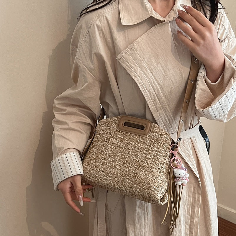 Ladies stylish shoulder bag with decorative fringe detail-https://detail.1688.com/offer/1036050023994.html-Calm Wears-Khaki-Size: With pendant-Calm Wears