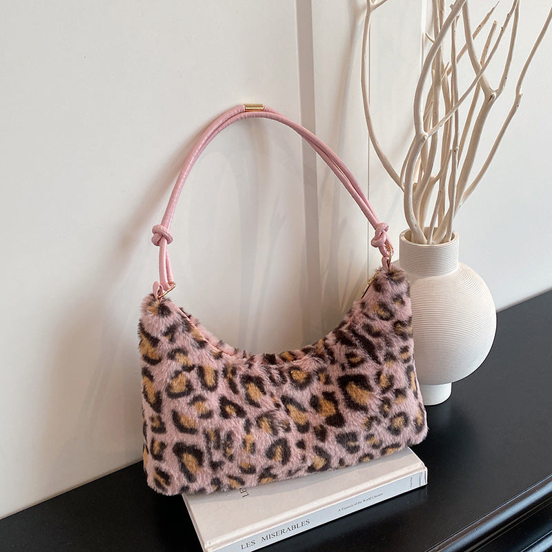 WoLuxurious Faux Fur Hobo Bag