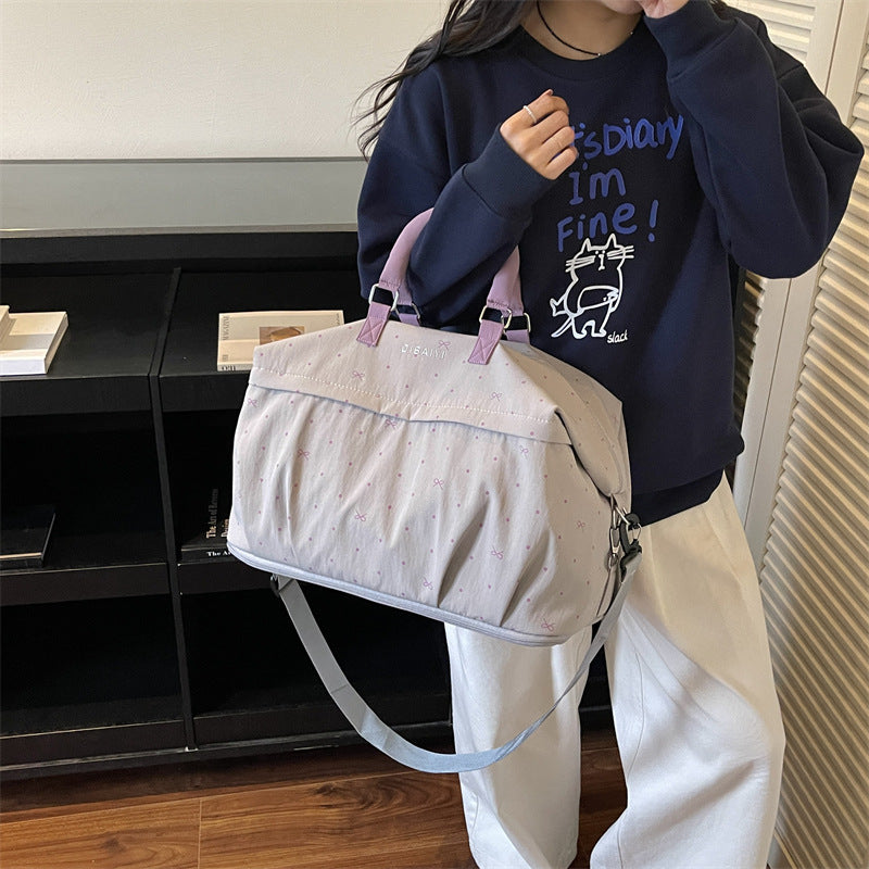 Stylish Functional Weekend Bag