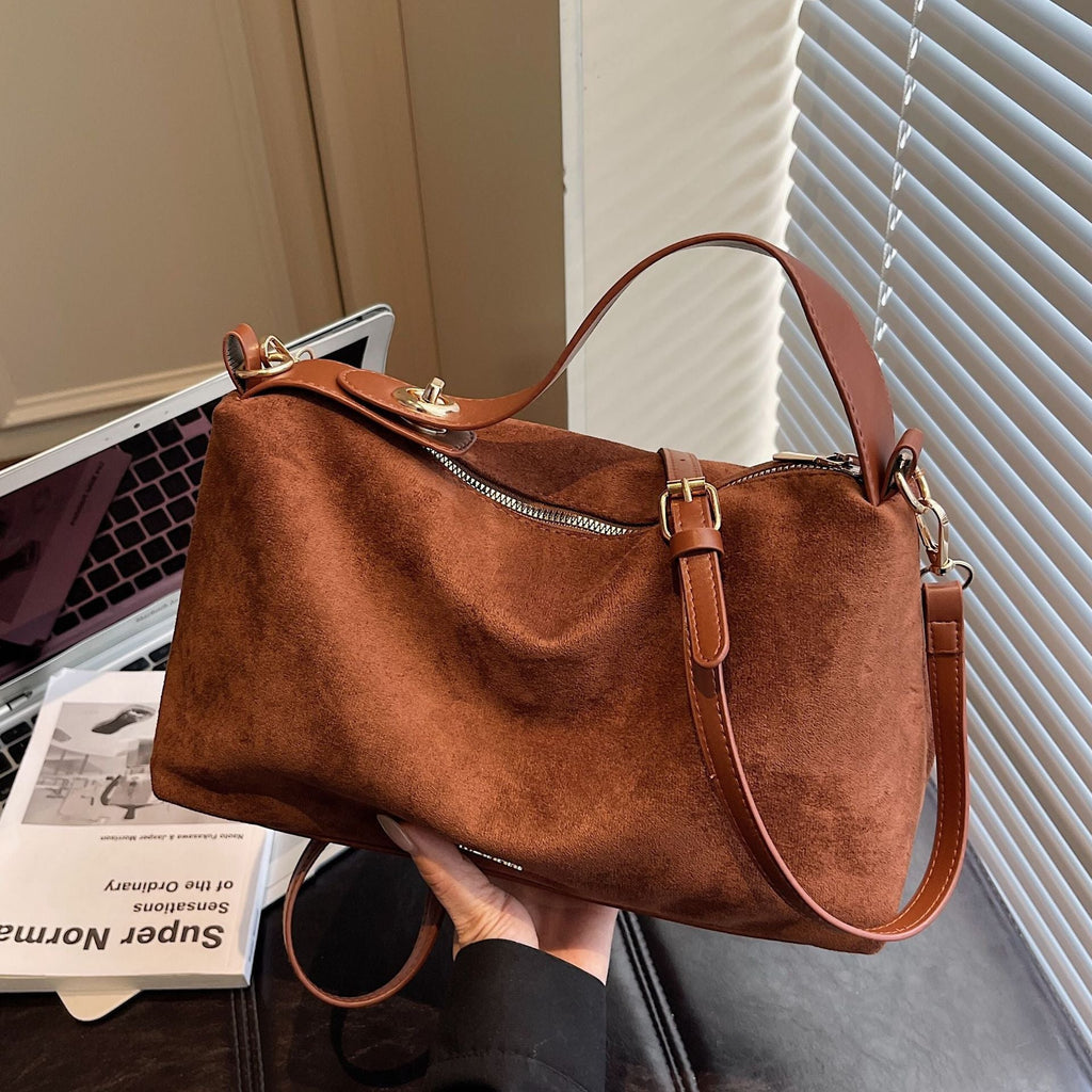 Women's practical shoulder bag made of soft suede-https://detail.1688.com/offer/986528708651.html-Calm Wears-Braun-nothing-Calm Wears